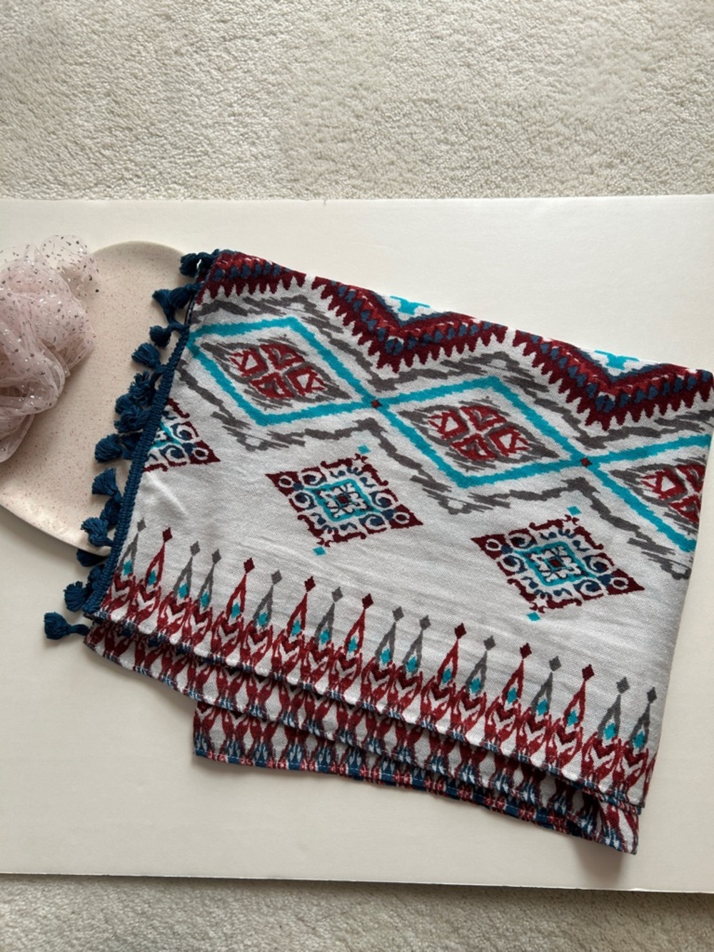 American Eagle Boho Diamond Pattern Infinity Scarf in White, Teal & Burgundy New